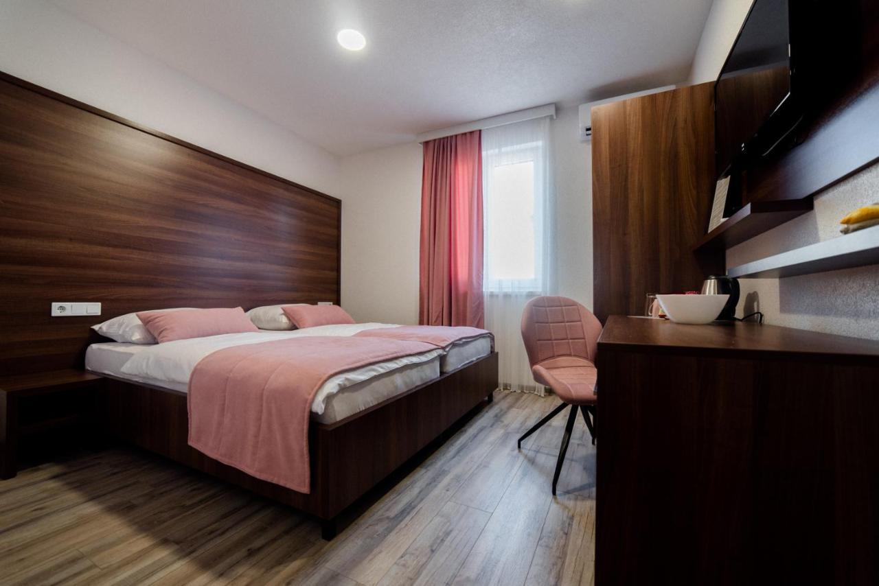 Apartments And Rooms Villa Majestic Bihać Kültér fotó