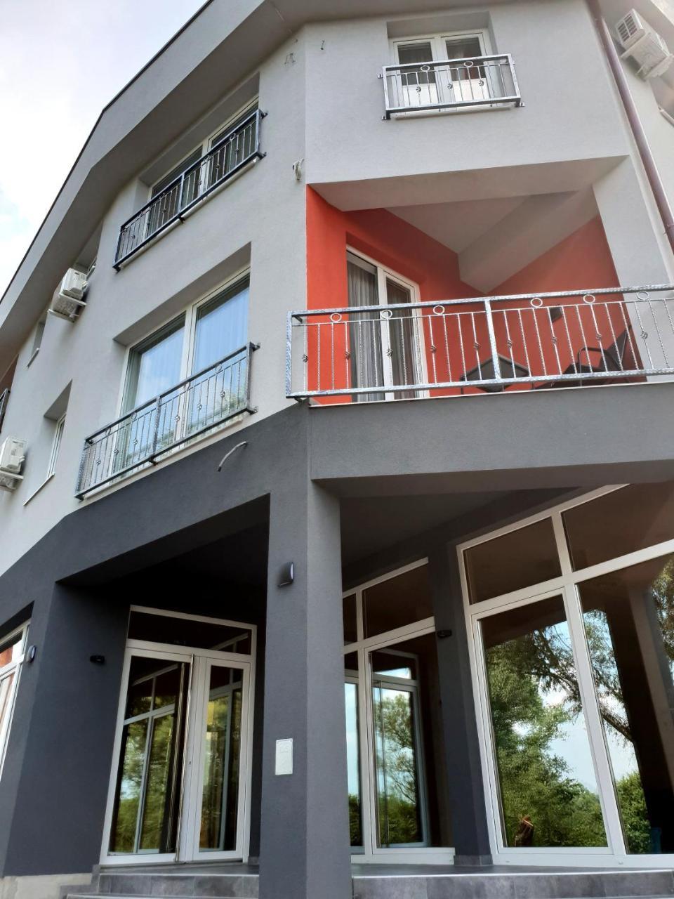 Apartments And Rooms Villa Majestic Bihać Kültér fotó